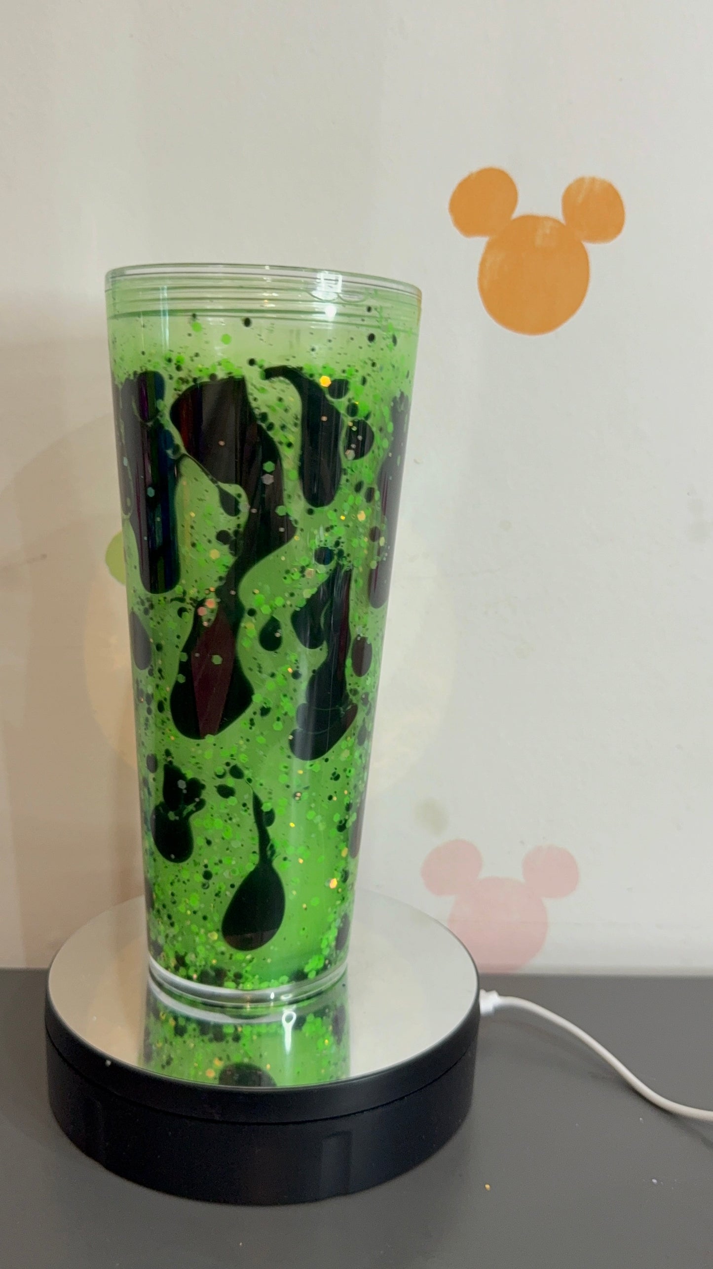 Pre-made black and green dual lava 24oz